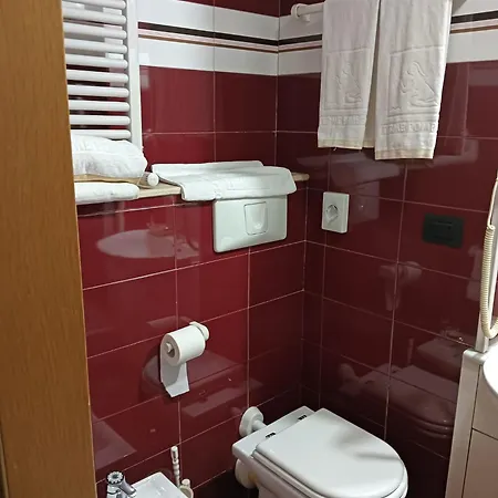 Luxury Corso Rom